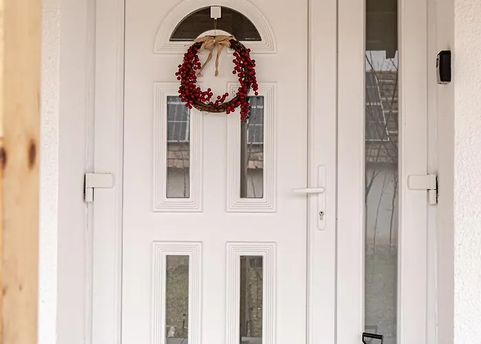 Csücsök - Franciska Lak