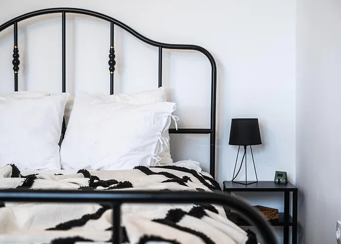 Csücsök - Franciska Lak Szanda